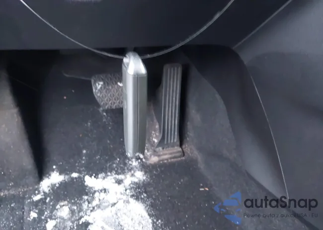 3MZBN1U79HM153179: 43939811