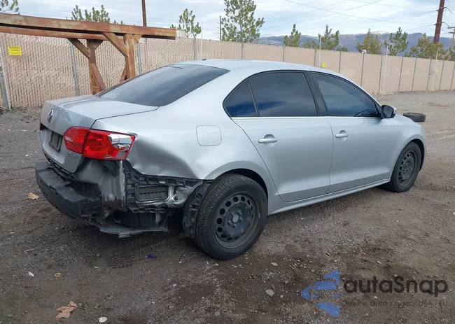 3VWDP7AJ6DM403347: 43939837