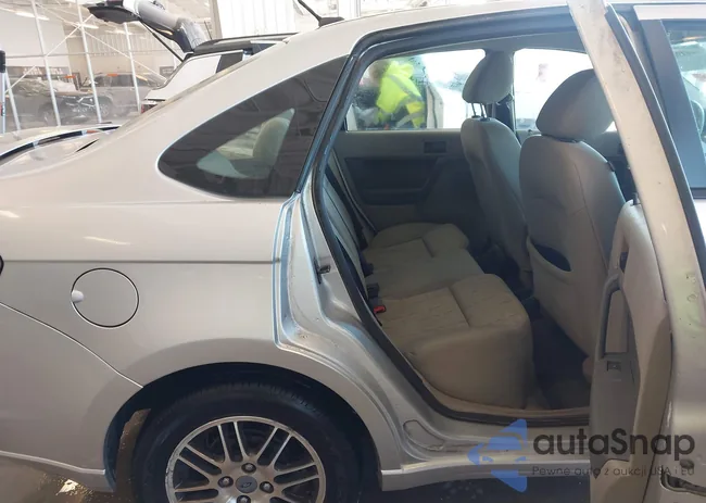 1FAHP3FN4AW166061: 43939864