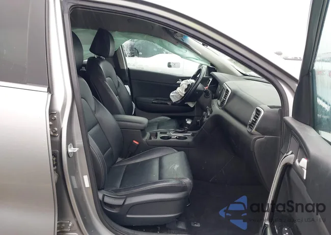 KNDPN3AC4K7600556: 43939878