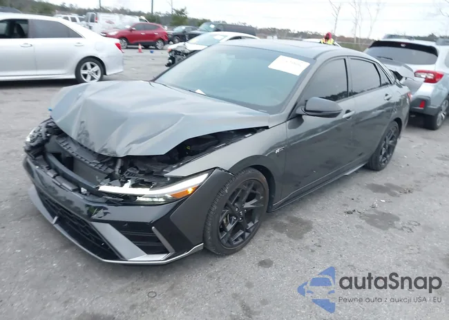 KMHLR4DF1RU811154: 43939964