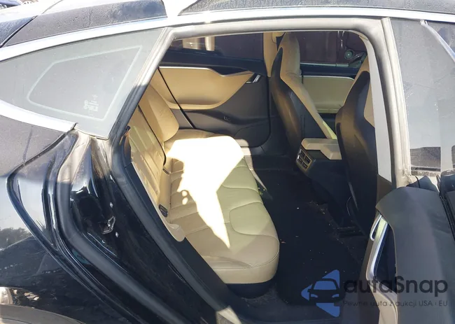 5YJSA1DN1DFP07973: 43939980