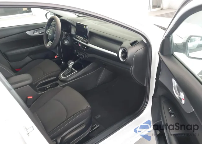 3KPF24AD5PE588539: 43940002