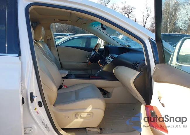 2T2BK1BA9BC118552: 43940025