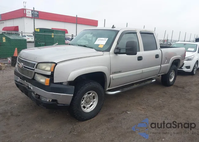 1GCHK23U76F181708: 43940115