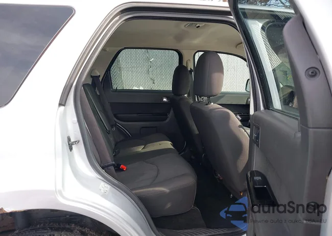 4F2CY9C79BKM07468: 43940254