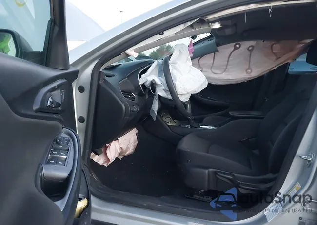 1G1ZC5ST9MF007740: 43940284