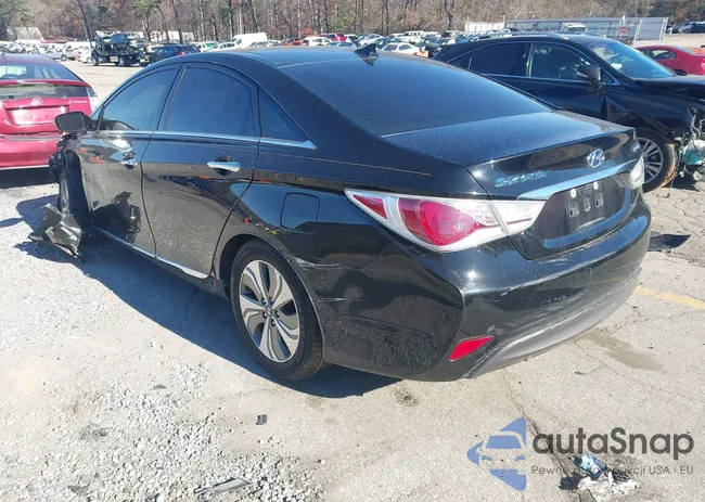 KMHEC4A41FA131636: 43939628