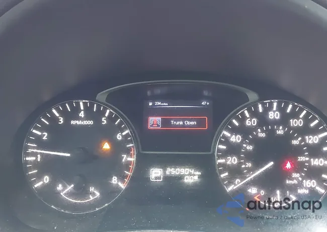 1N4AL3AP0EC415212: 43939646