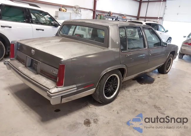 1G6CD5183H4203426: 43939662