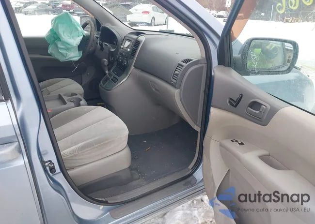 KNDMB233596305582: 43939666