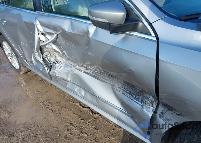 1VWCH7A37DC080549: 43939730