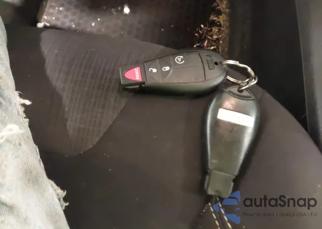 1C4PJMCB6GW182049: 43940778