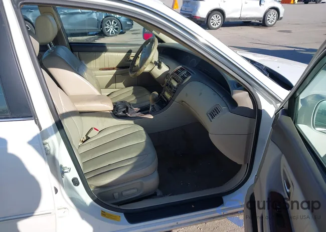 4T1BF28B32U229336: 43940830