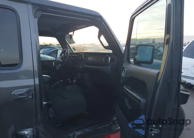 1C4HJXDG0MW505085: 43940981