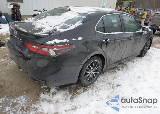 4T1G11AK0RU885190: 43941015