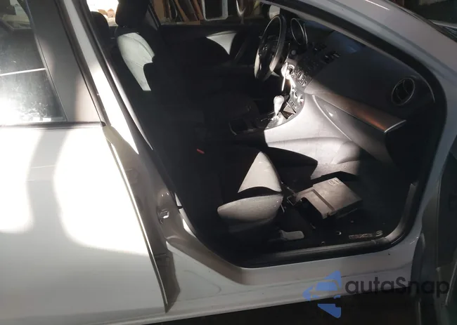 JM1BL1U79D1846107: 43941031