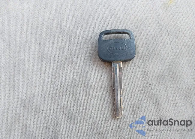 4T1BF28B82U202603: 43941050