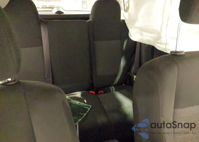 1C4NJRFB4GD745448: 43941054