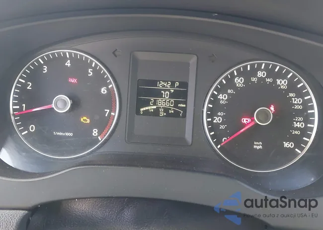 3VWLP7AJ5CM409795: 43941137