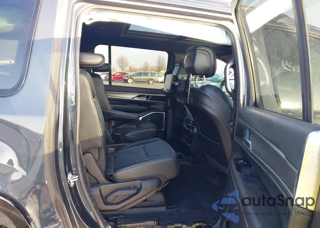 1C4SJSBP9RS103060: 43941158