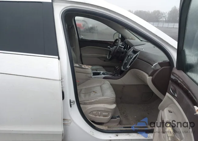 3GYFNAEY1AS633174: 43941175