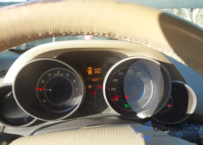 2HNYD28268H551737: 43941244