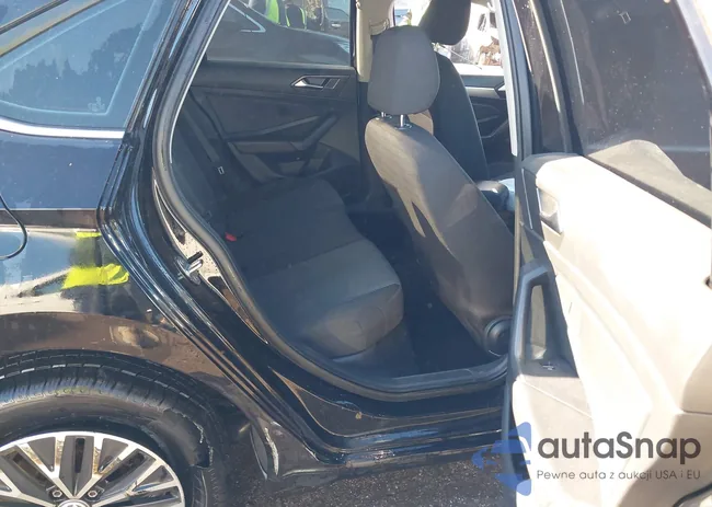 3VWC57BUXMM024524: 43941248