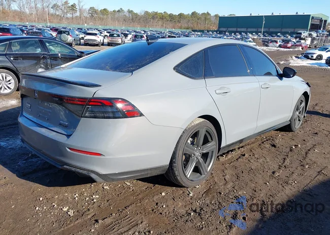 1HGCY2F70SA060641: 43941271