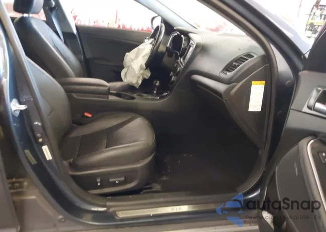 KNAGN4AD1E5062653: 43940382