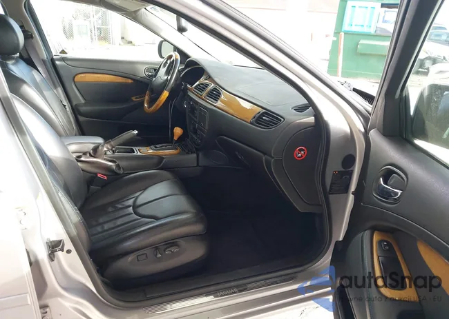 SAJDA01D1YGL70958: 43940399