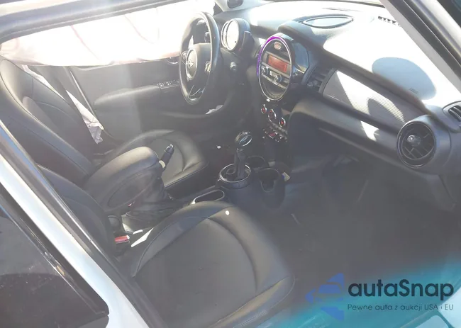 WMWXU1C5XG2D11885: 43940447