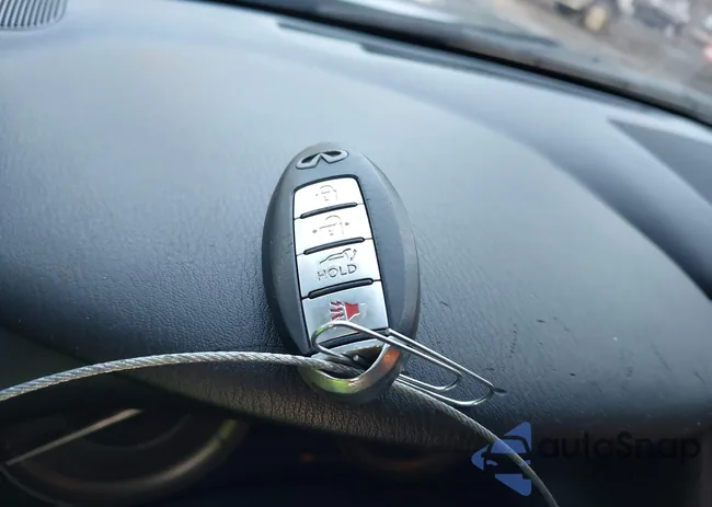 JN8AZ2NC8C9315769: 43940601