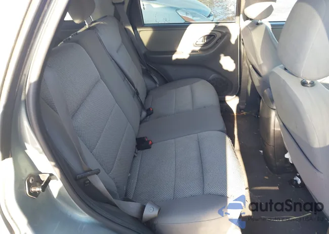 1FMYU93185KA31942: 43941827