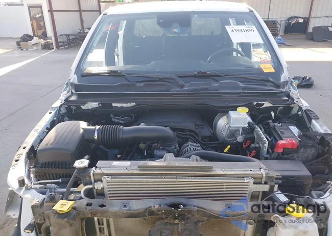 1C6RREHT8KN838542: 43941859