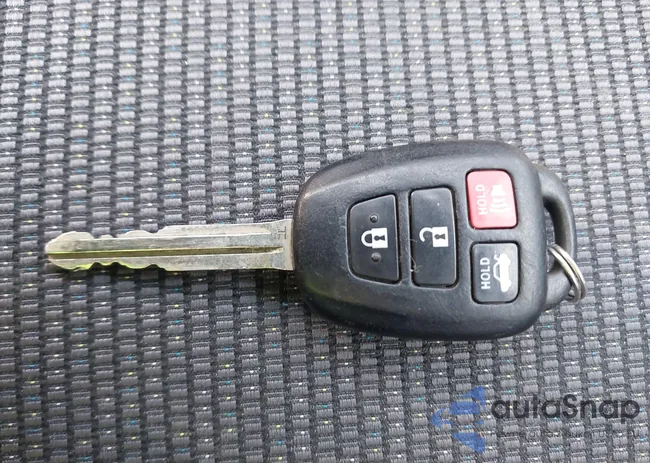 2T1BURHE5HC766096: 43941870