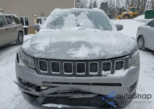 3C4NJDBB6JT360824: 43941953