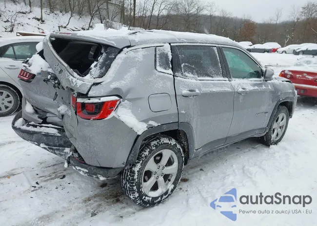 3C4NJDBB6JT360824: 43941953