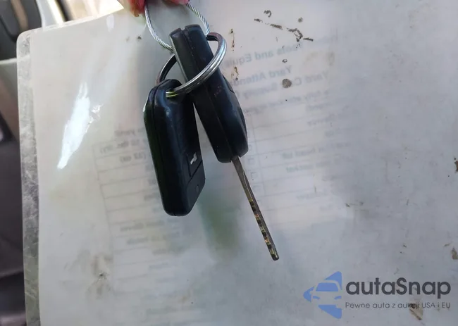 2FMDK39C37BB18851: 43942063