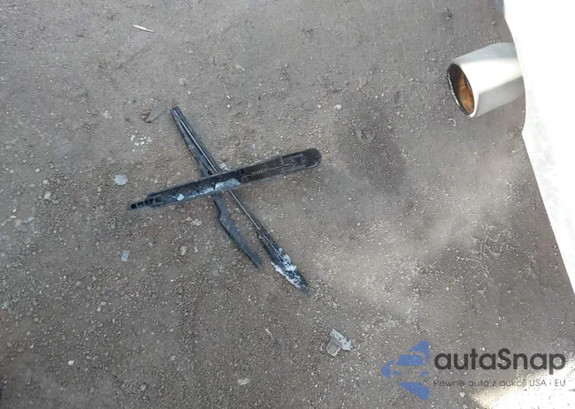 2FMDK39C37BB18851: 43942063