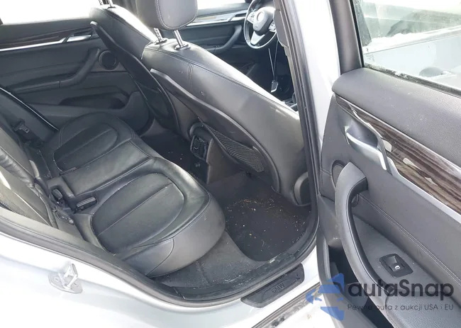 WBXHT3C35GP885821: 43942163