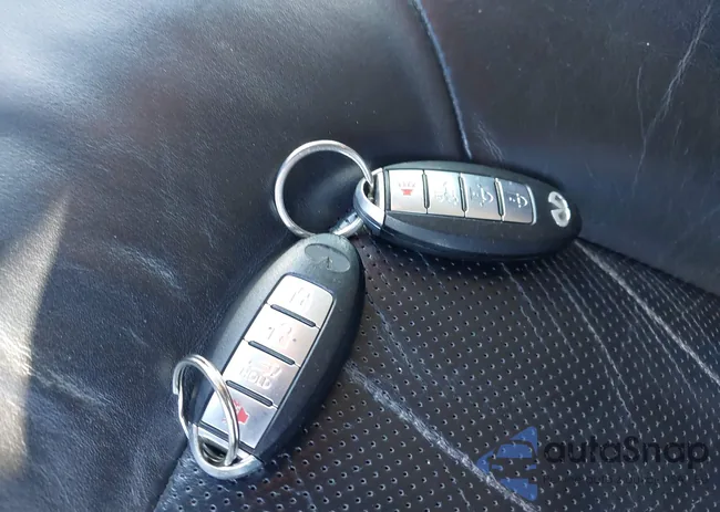 JN8AZ2ND5B9700567: 43942182