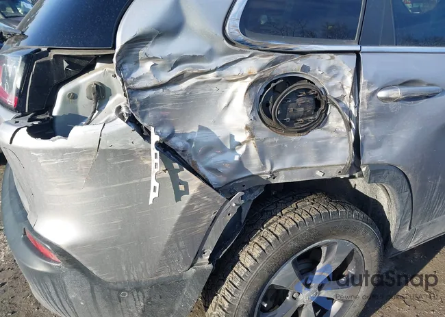 1C4PJMDX6KD379043: 43942259