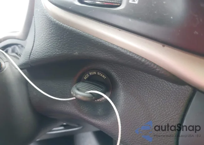 1C4PJLAB1FW631553: 43942369