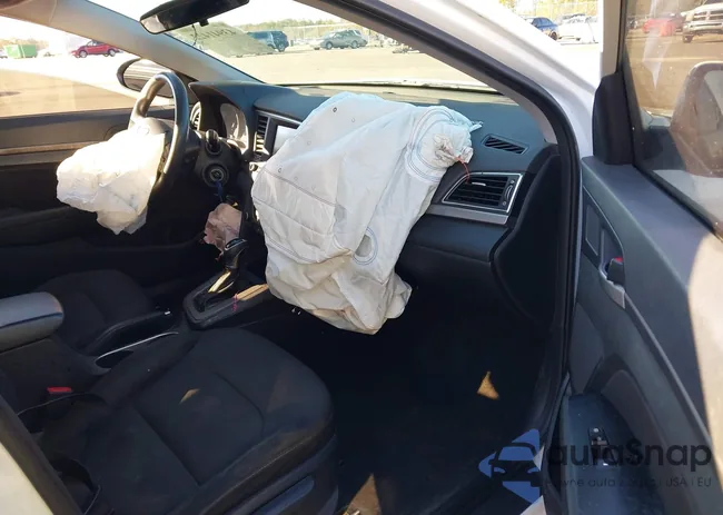 5NPD84LF1JH263538: 43941422