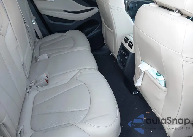 LRBFXESX0GD215179: 43941486