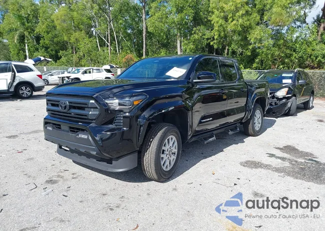 3TMKB5FN0SM028884: 43941755