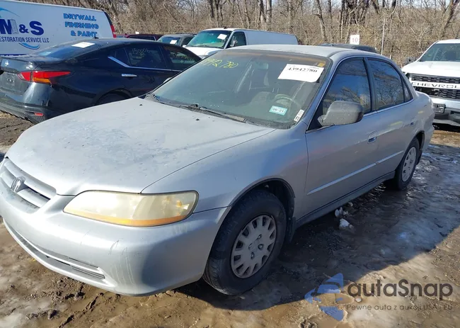 1HGCF86651A107922: 43942780