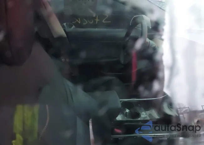 5YJ3E1EA4LF658612: 43942816