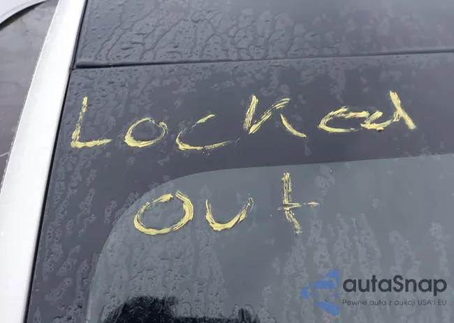 5YJ3E1EA4LF658612: 43942816